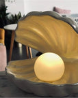 Sirenita - Pearl & Shell Desk Lamp