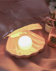Sirenita - Pearl & Shell Desk Lamp